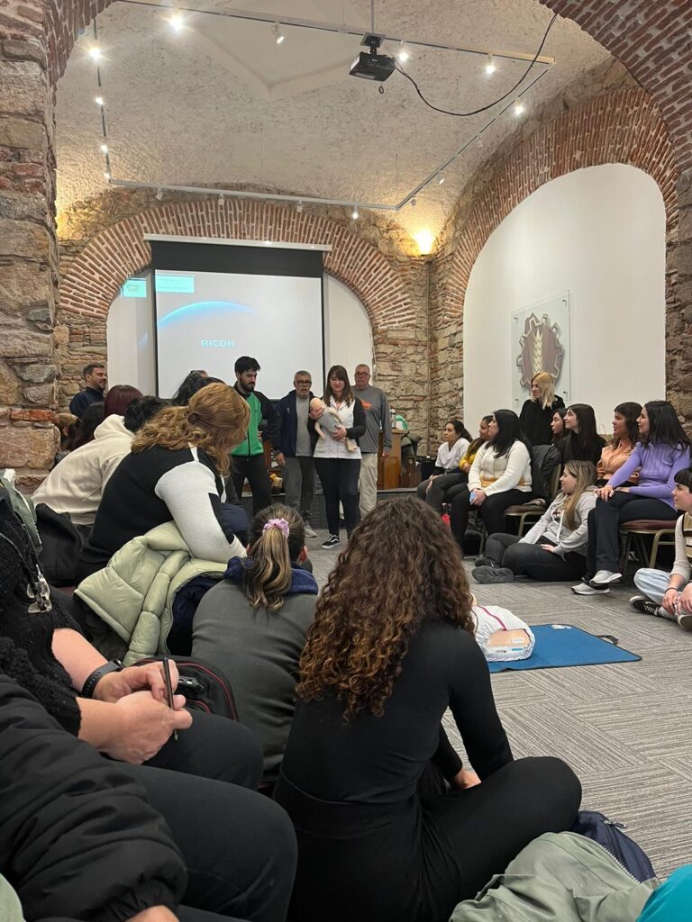 Lee más sobre el artículo Reanimación cardíaca básica